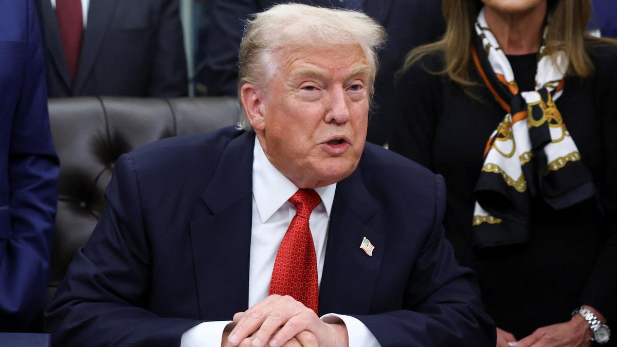 „Vyjít ven a dorazit Trumpa.“ Nová tajemství z vleklé kauzy